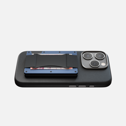 SlimSkölden | Skippa bulken. Försvara dina kort. Möt SlimSkölden.