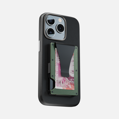 SlimSkölden | Skippa bulken. Försvara dina kort. Möt SlimSkölden.