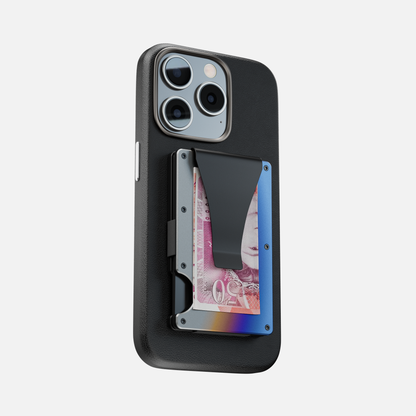 SlimSkölden | Skippa bulken. Försvara dina kort. Möt SlimSkölden.