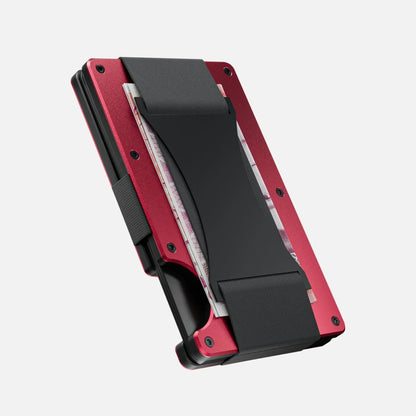 SlimSkölden | Skippa bulken. Försvara dina kort. Möt SlimSkölden.