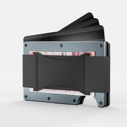 SlimSkölden | Skippa bulken. Försvara dina kort. Möt SlimSkölden.