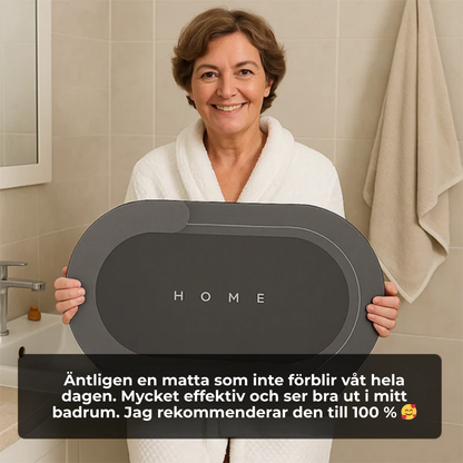 SoffiMat™ | Är du trött på våta, hala golv? Den här mattan torkar omedelbart!
